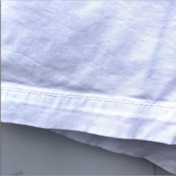 Old Navy white shorts - Picture 5 of 10